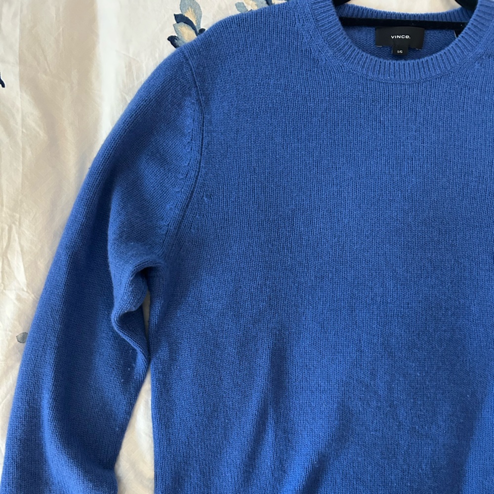 100% Cashmere Vince Men’s Crewneck Sweater